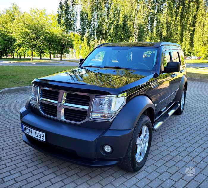 Dodge Nitro, 2.8 l., off-road / crossover