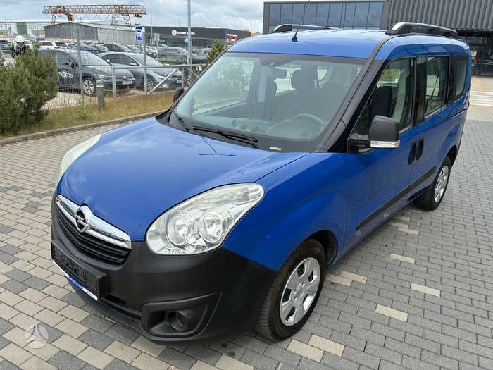 Opel Combo, 1.3 l., Минивэн