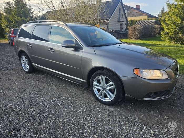 Volvo V70, 2.0 l., wagon