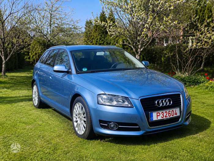 Audi A3, 1.6 l., hatchback