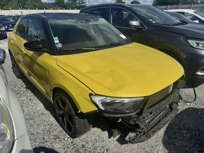 Audi A1, 1.0 l., Хэтчбек