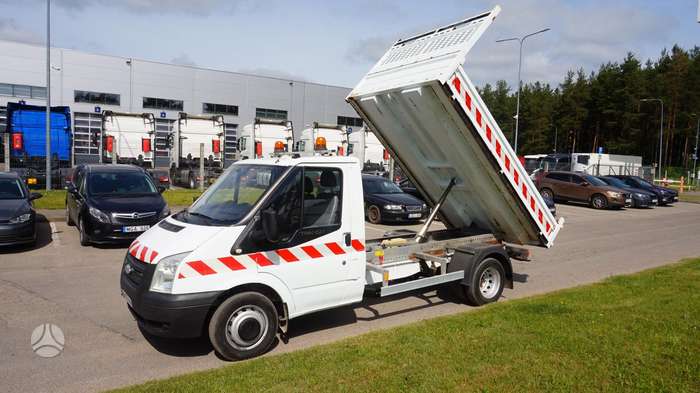 Ford Transit, 2.4 l., cargo van