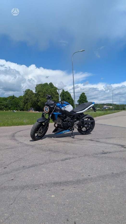 Suzuki SV 650cc, street / classic