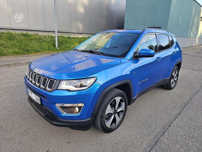 Jeep Compass, 2.4 l., off-road / crossover