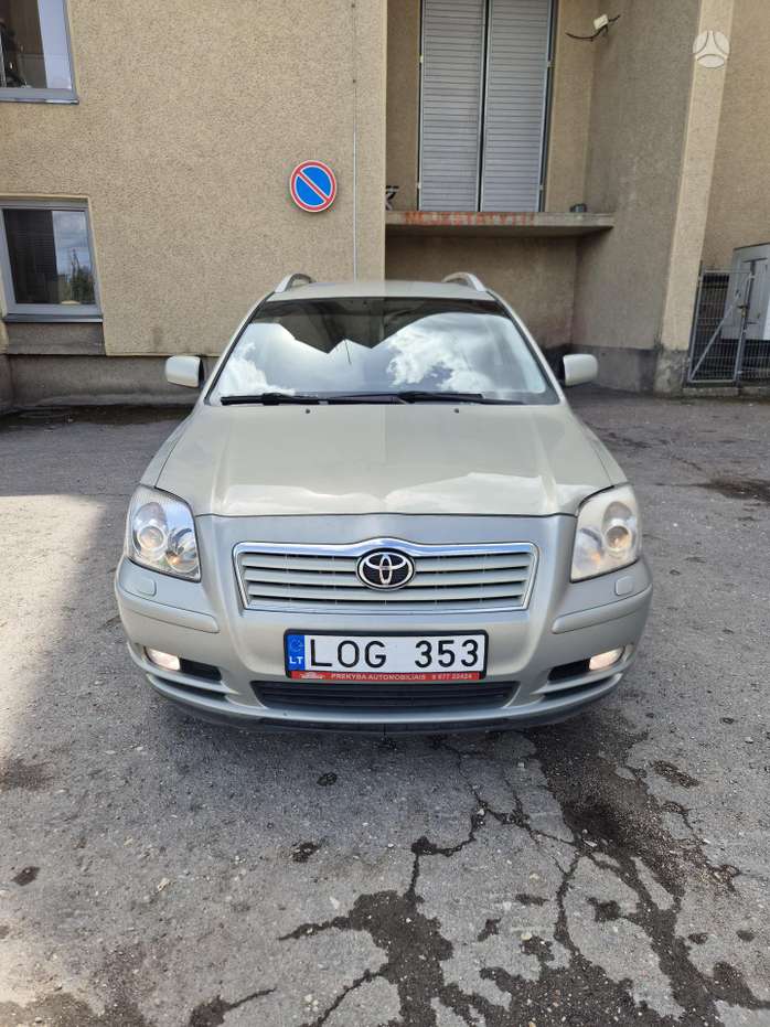 Toyota Avensis, 2.0 l., Универсал