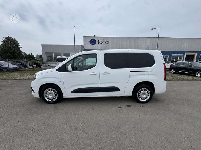 Opel Combo, 1.2 l., Минивэн