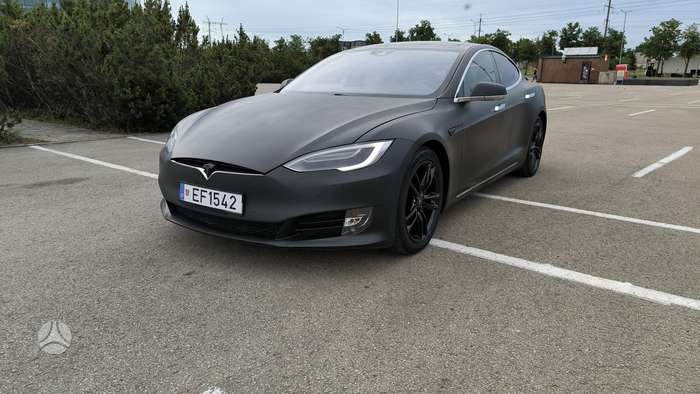 Tesla Model S, 70 kWh, hatchback