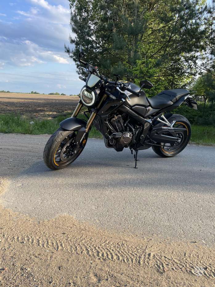 Honda CB 650cc, street / classic