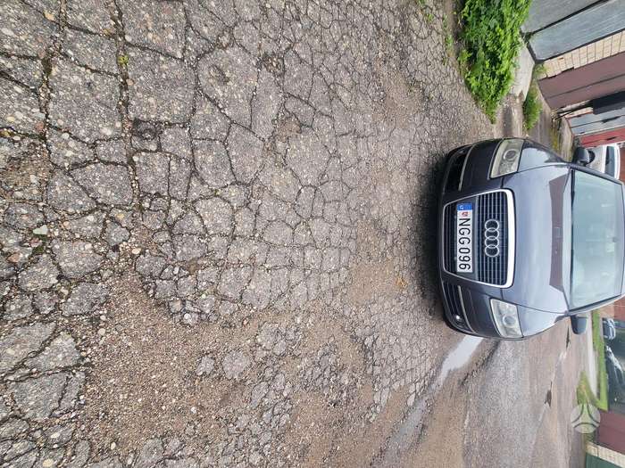 Audi A6, 3.2 l., Седан