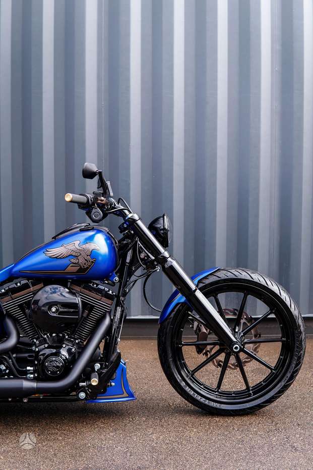 Harley-Davidson BREAKOUT 1690cc, чопперы / круизеры / custom