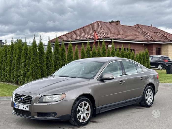 Volvo S80, 2.4 l., Седан