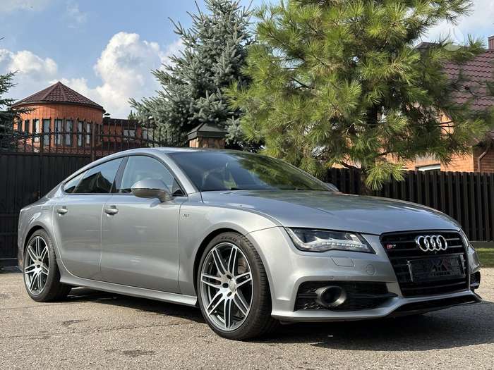 Audi S7, 4.0 l., Седан