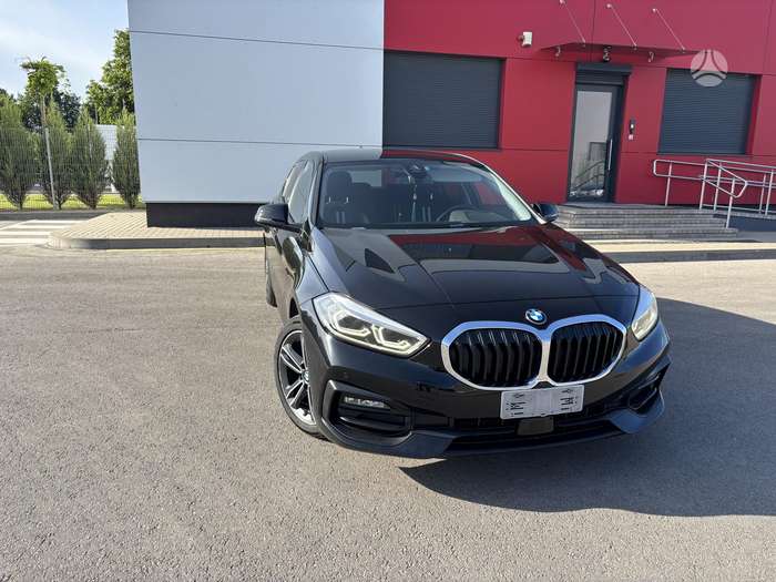 BMW 116, 1.5 l., hatchback