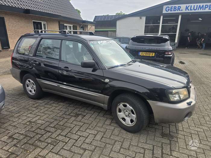 Subaru Forester, 2.0 l., off-road / crossover