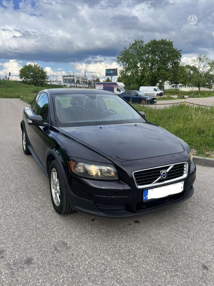 Volvo C30, 1.8 l., hatchback