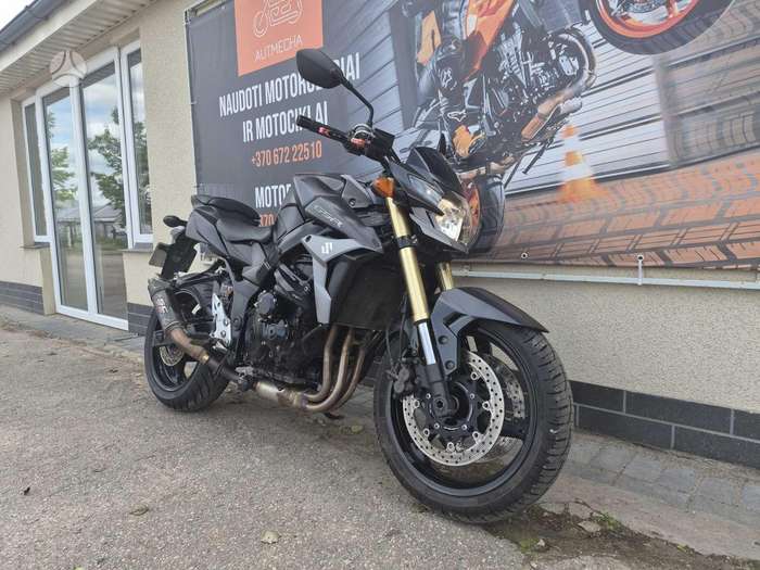 Suzuki GSR 750cc, scooters / mopeds