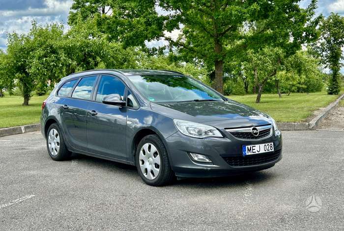 Opel Astra, 1.4 l., Универсал