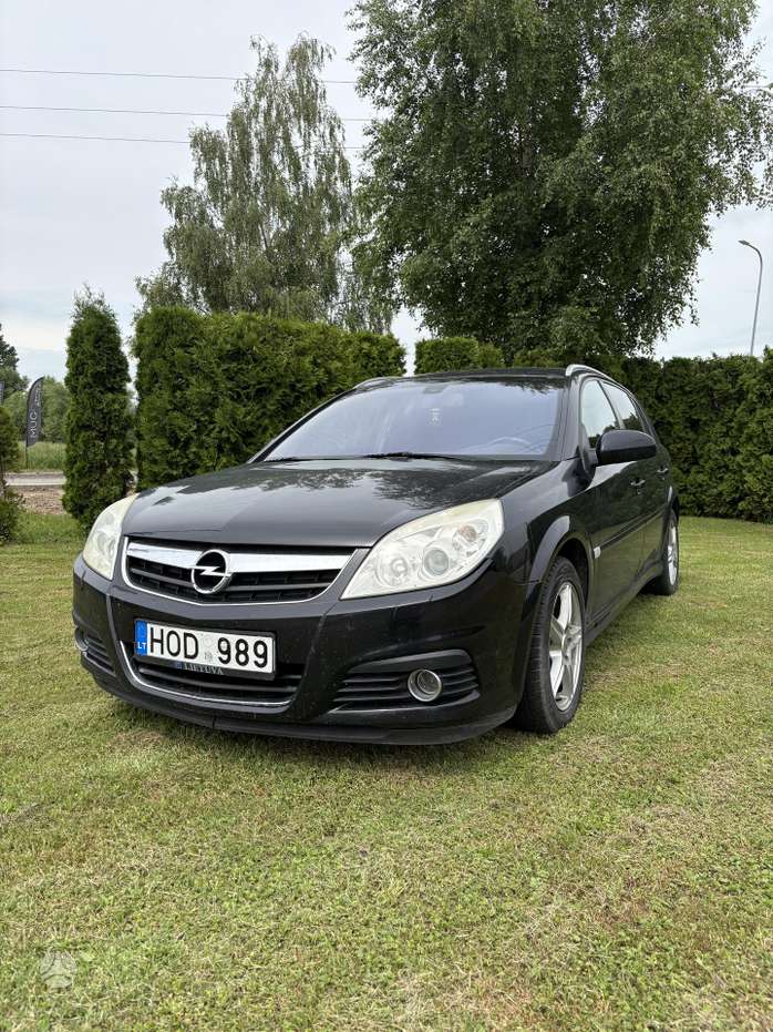 Opel Signum, 1.9 l., hatchback