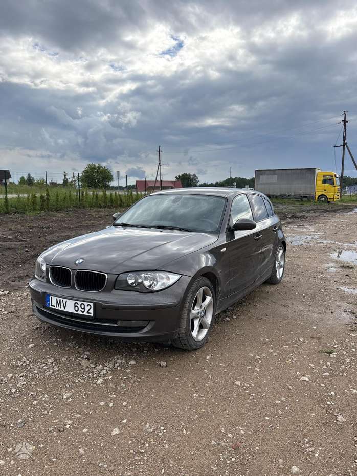 BMW 118, 2.0 l., hatchback