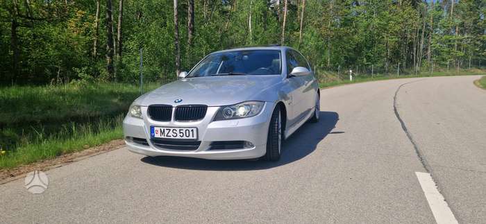 BMW 330, 3.0 l., Седан