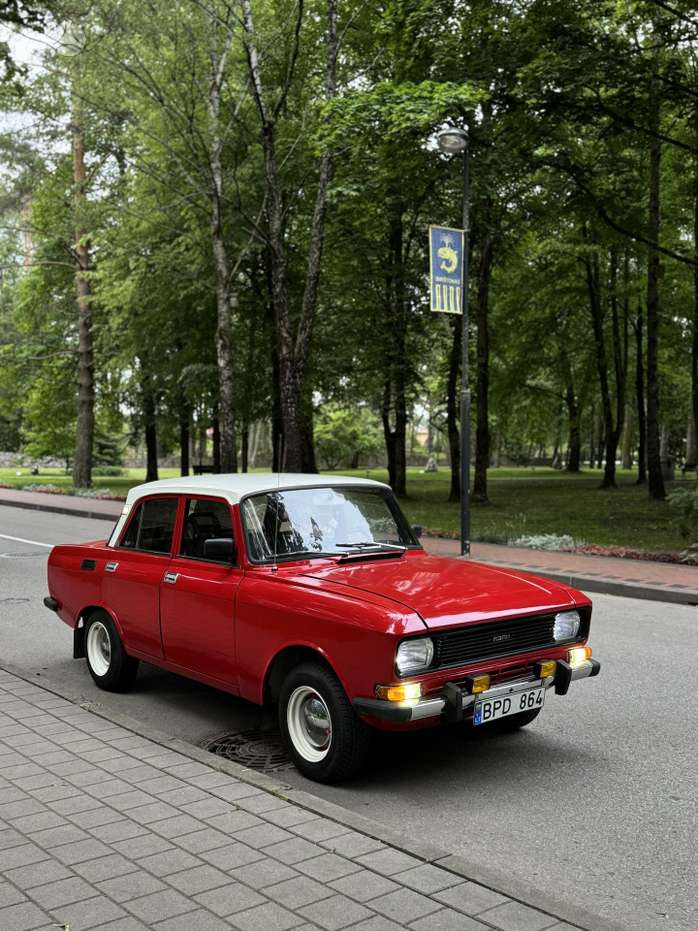 Moskvich 2140, 1.5 l., saloon / sedan