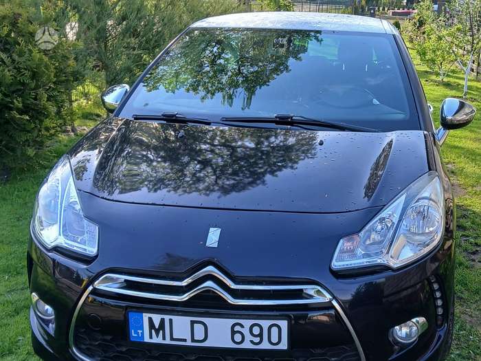 Citroen DS3, 1.6 l., hatchback