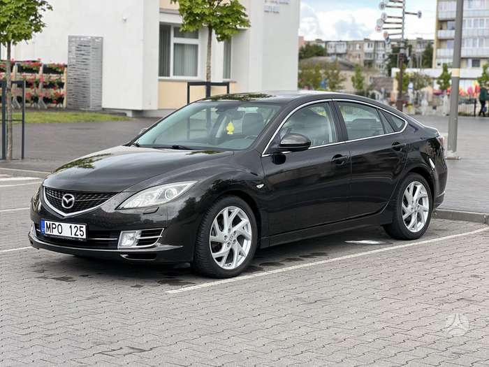 Mazda 6, 2.0 l., hatchback