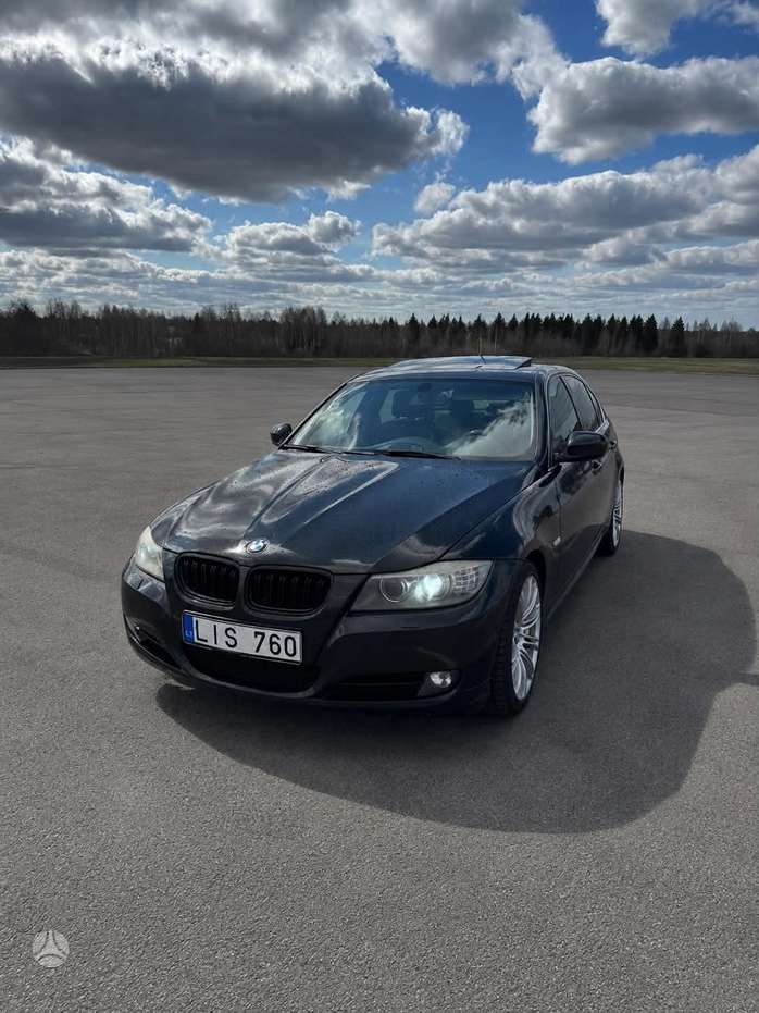 BMW 320, 2.0 l., Седан