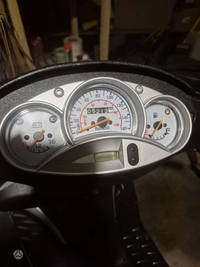 Benelli 125 125cc, scooters / mopeds