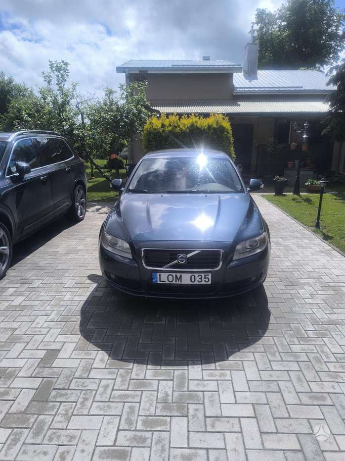Volvo S80, 2.4 l., Седан