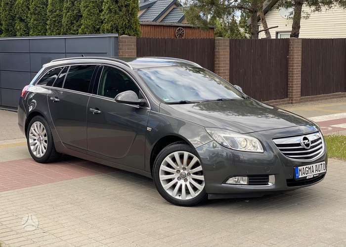 Opel Insignia, 2.0 l., Универсал