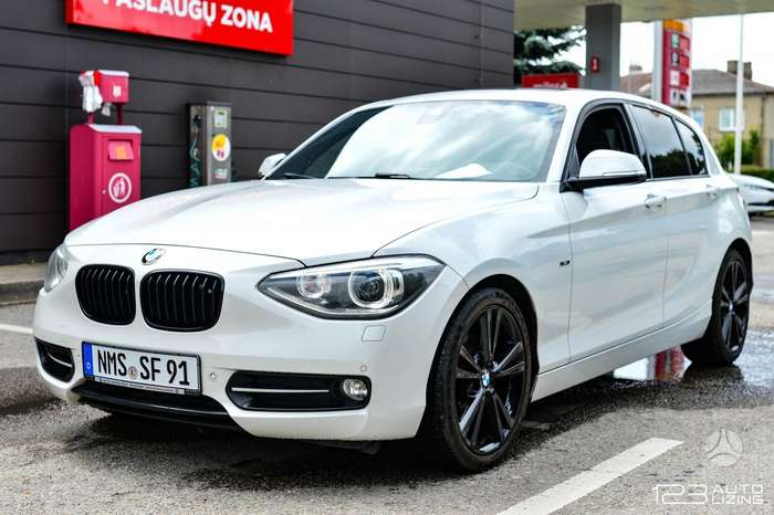 BMW 120, 2.0 l., Хэтчбек