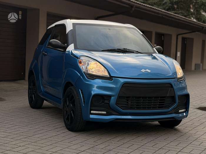 Ligier JS50, hatchback