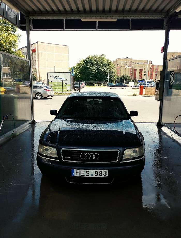 Audi A8, 2.8 l., Седан