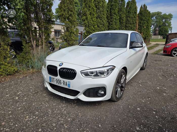BMW 118, 2.0 l., hatchback