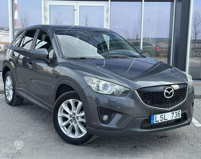 Mazda CX-5, 2.2 l., off-road / crossover