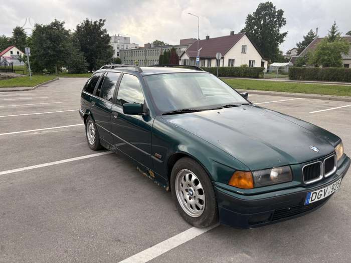 BMW 318, 1.7 l., Универсал