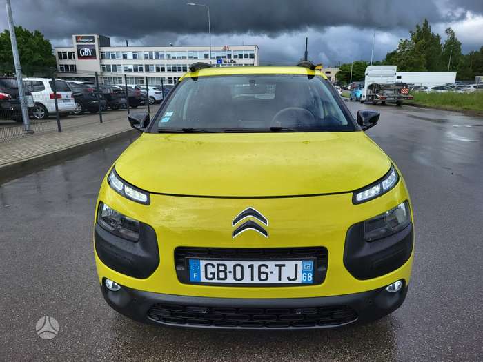 Citroen C4 Cactus, 1.2 l., Хэтчбек