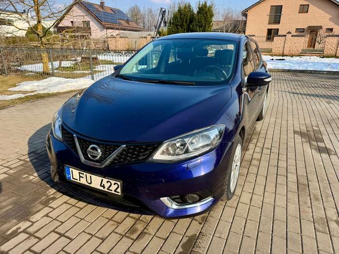 Nissan Pulsar, 1.2 l., hatchback
