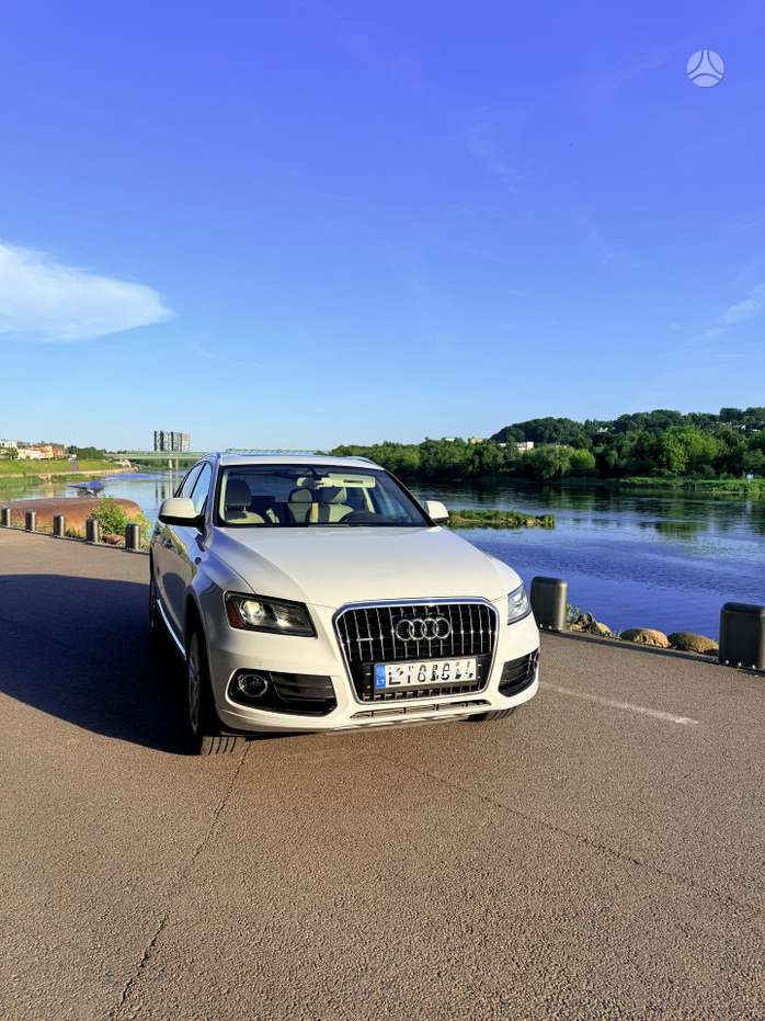 Audi Q5, 2.0 l., Внедорожник / Кроссовер
