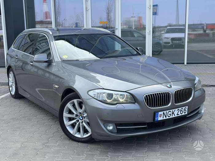 BMW 530, 3.0 l., wagon