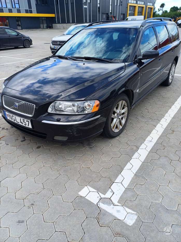 Volvo V70, 2.4 l., wagon