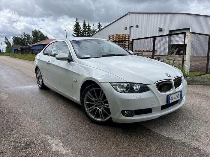 BMW 330, 3.0 l., Купе (coupe)