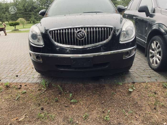 Buick Enclave, Универсал