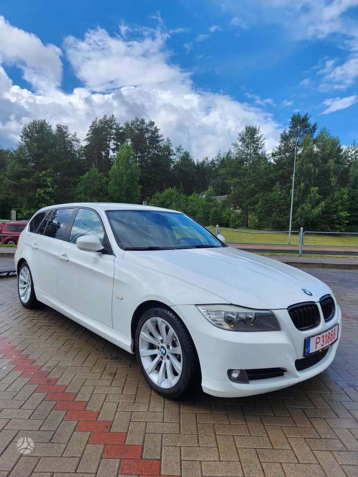 BMW 330, 3.0 l., Универсал
