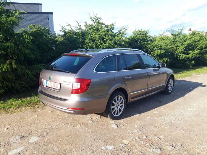 Skoda Superb, 2.0 l., wagon