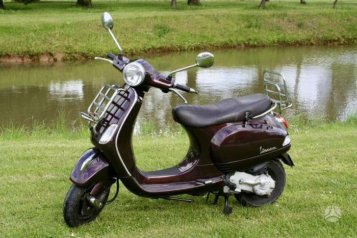 Piaggio Vespa 50cc, scooters / mopeds