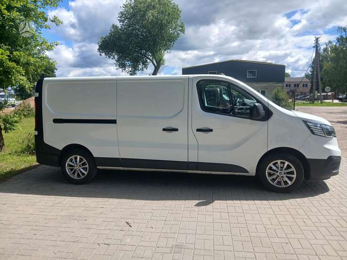 Renault Trafic, 2.0 l., mpv / minivan