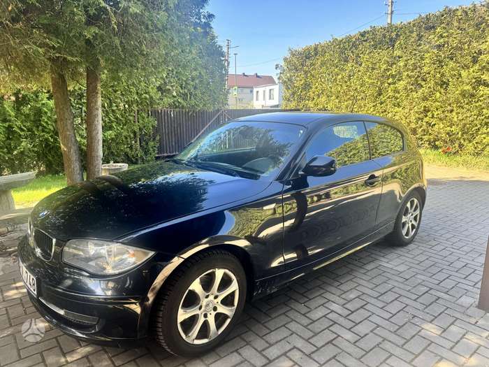 BMW 118, 2.0 l., hatchback