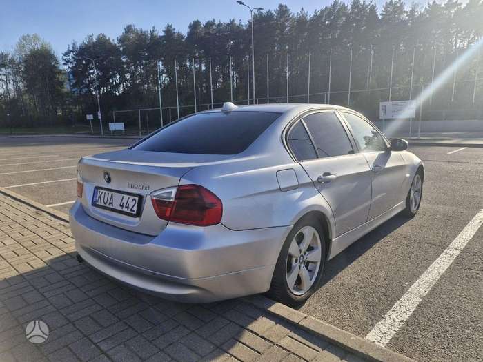 BMW 320, 2.0 l., Седан